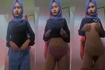 Bokep Jilbab ABG Ngangkang Brutal Pose Paling Panas Indo poster