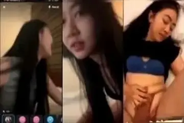 Vivi Live Streaming Pamer Tubuh Berakhir Ngentot poster